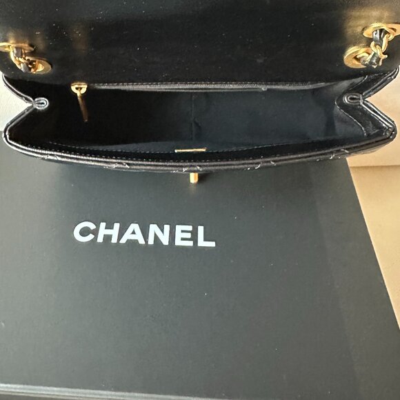 Chanel Small Flap Bag Black Lambskin Gold Tone Metal - Picture 11 of 13